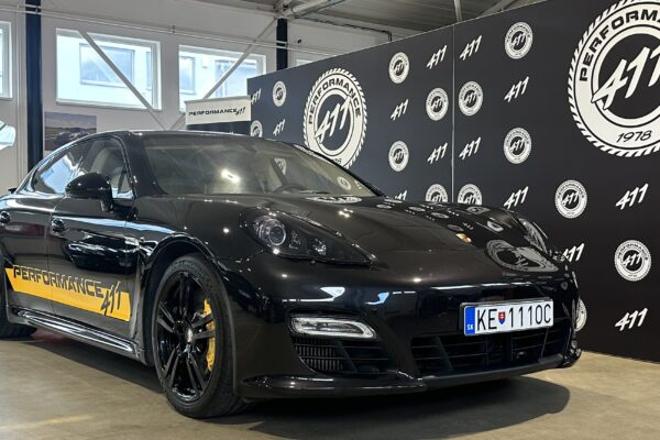 Porsche Panamera Turdo S 977