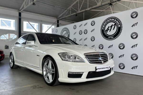 Mercedes Benz S63L AMG w221